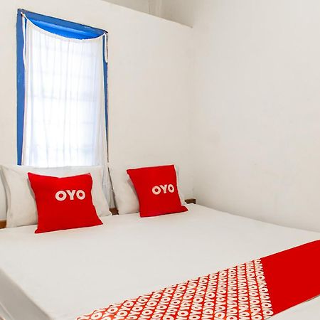 Oyo 93359 Kawi Homestay Praya Exterior photo